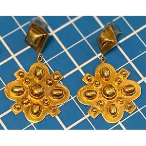 Addison Weeks Quatrefoil Earrings